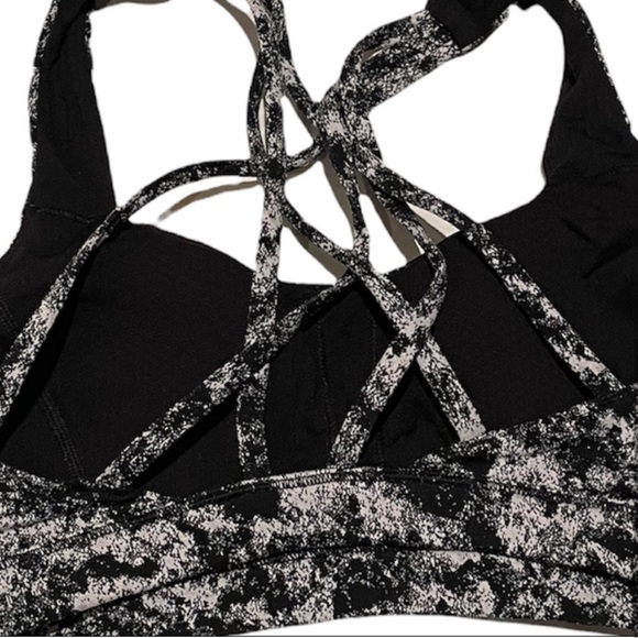 Lululemon Free To Be Serene yoga athletic workout sports bra black grey size 4 - Picture 3 of 8